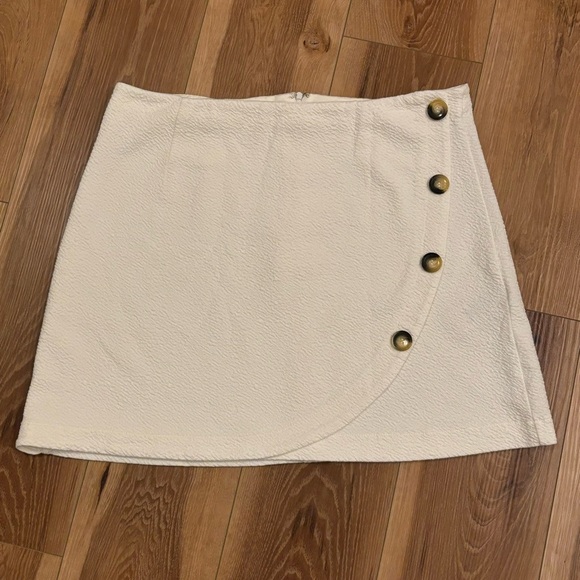ANTHROPOLOGY Maeve Ivory Mini Wrap Skirt Size Large - Picture 4 of 6